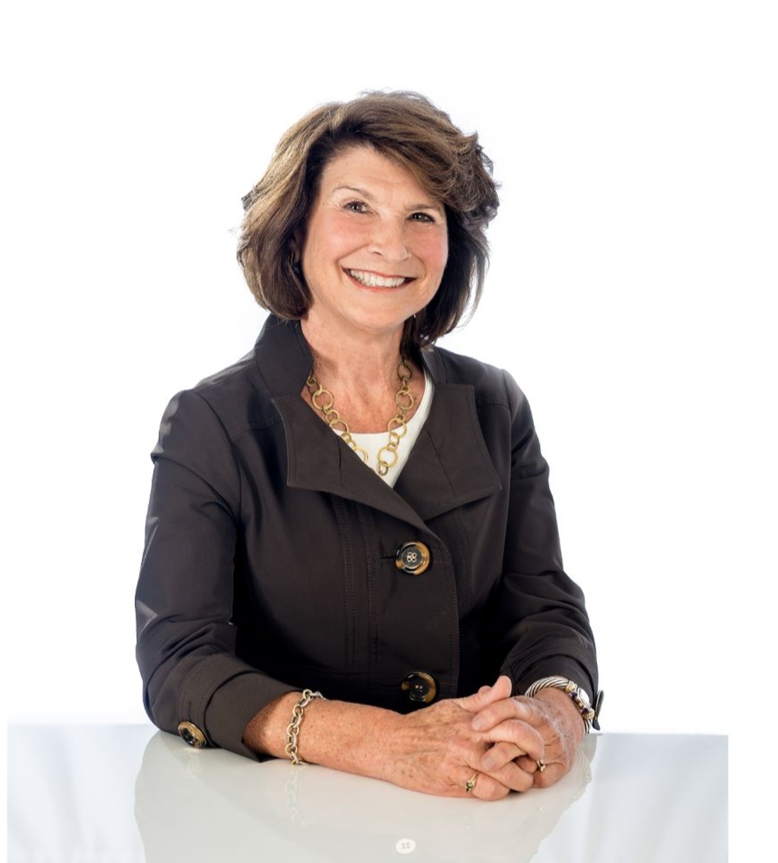 Claudia J. Jacques-Soto is a CFP and Partner at Connecticut Wealth Management